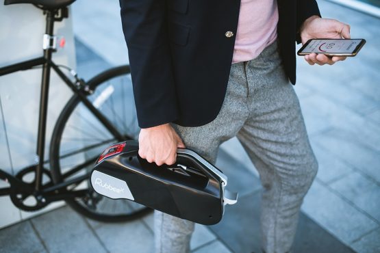 Rubbee-on-the-street-10-s