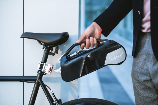 Rubbee-on-the-street-11-s